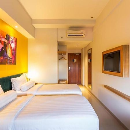 Great Diponegoro Hotel Surabaya Buitenkant foto