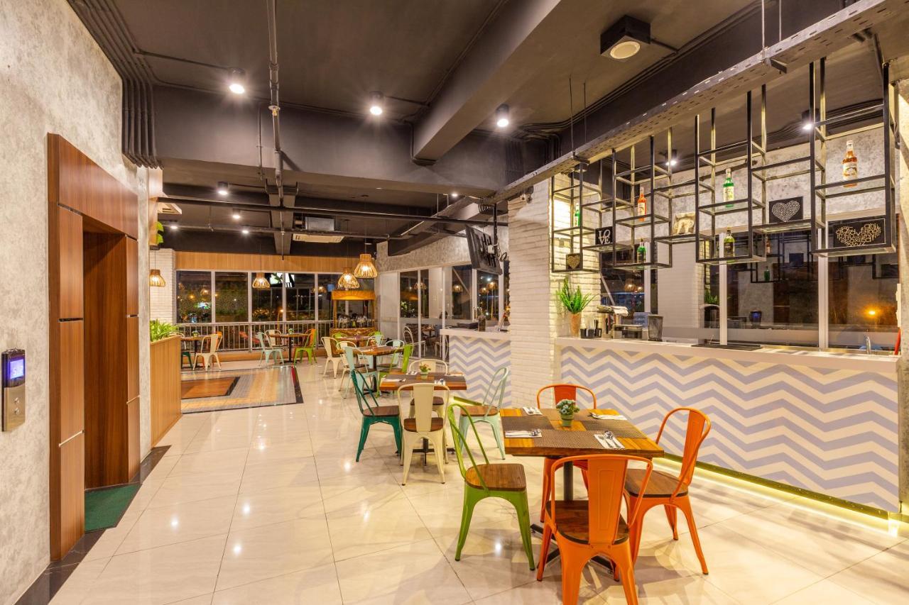 Great Diponegoro Hotel Surabaya Buitenkant foto