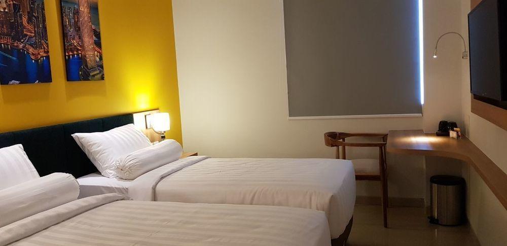 Great Diponegoro Hotel Surabaya Buitenkant foto