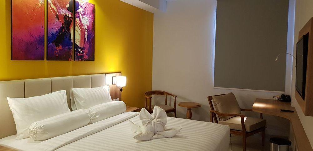Great Diponegoro Hotel Surabaya Buitenkant foto