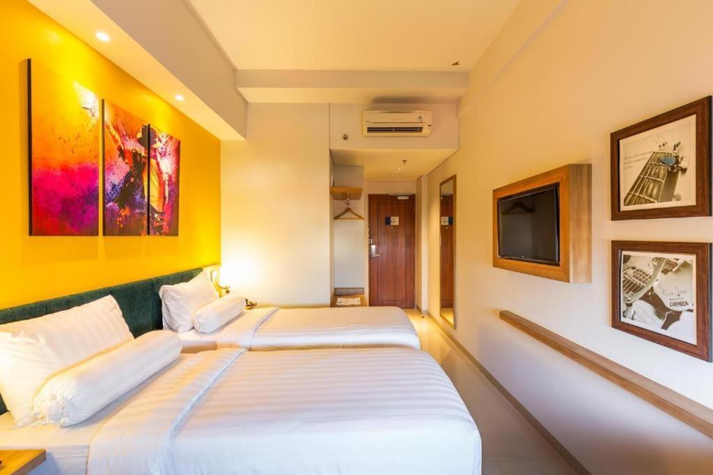 Great Diponegoro Hotel Surabaya Buitenkant foto